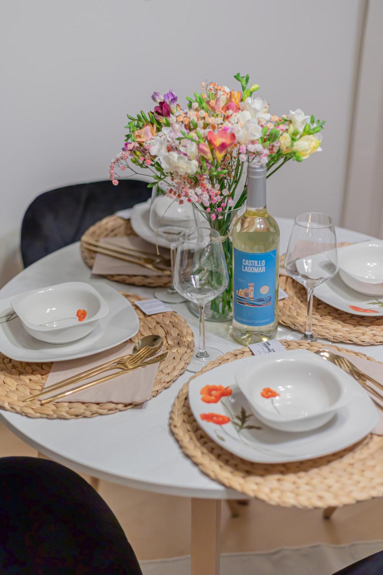Appartamento Rezydencja Filmowa- Wygodny Apartament 10 Min Od Lotniska I Centrum Varsavia Esterno foto