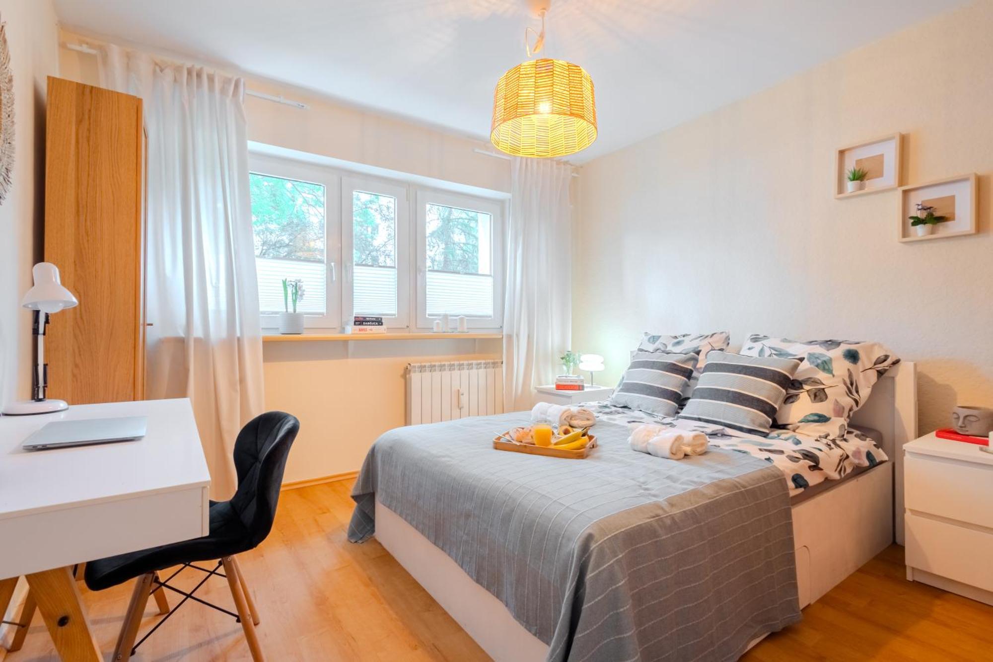 Appartamento Rezydencja Filmowa- Wygodny Apartament 10 Min Od Lotniska I Centrum Varsavia Esterno foto